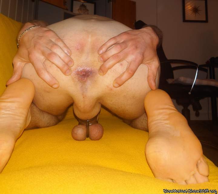 Photo of Man's Ass from SlowMoHoe
