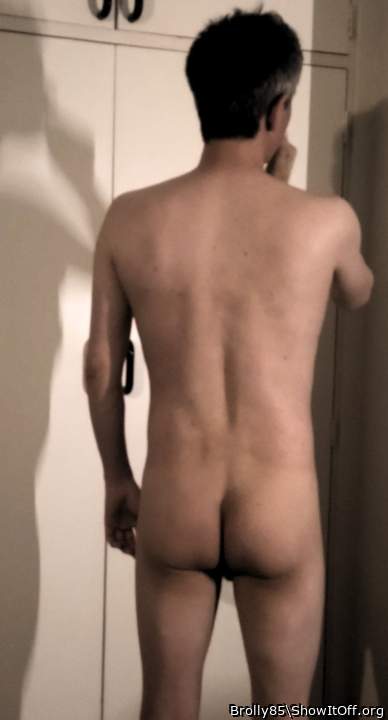 Photo of Man's Ass from Brolly85
