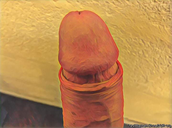 Photo of a hot dog from heylittleman