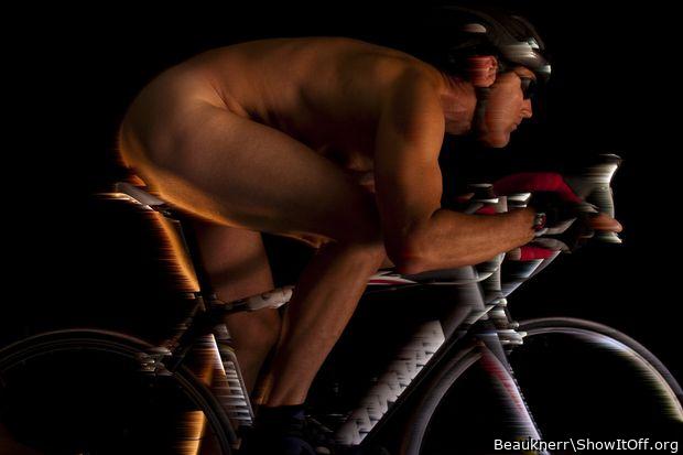 Nude Cycling