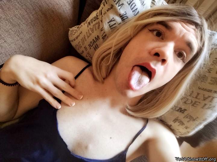 Photo of a dick from T3cl4