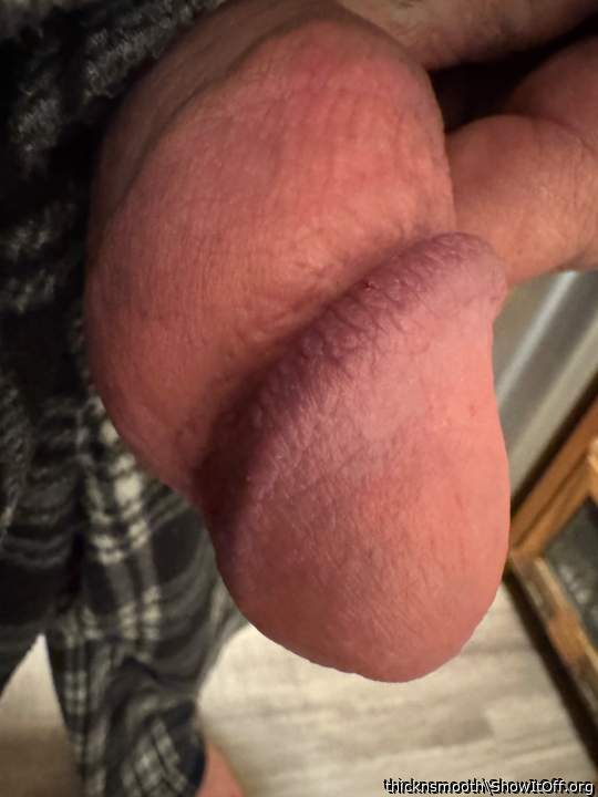 Photo of a shaft from thicknsmooth