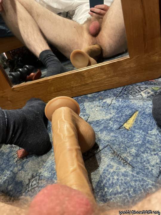 Love this toy. Its my favourite dildo &#128520;
