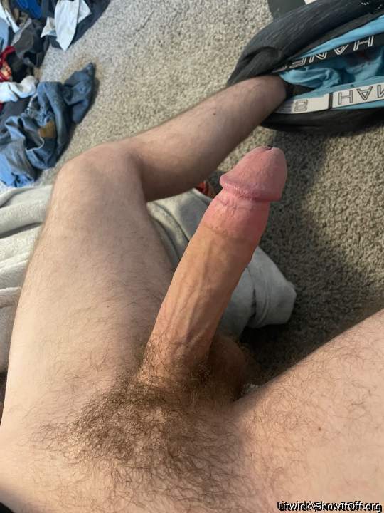 Really nice cock.  Long and good shape.   