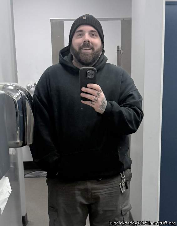 Photo of a hot-rod from Bigdickdaddy101