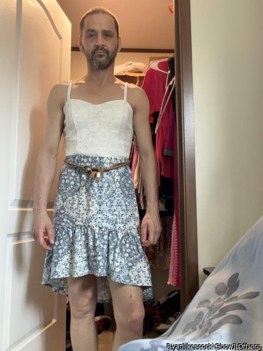 Photo of a short leg from Ryanlikescock