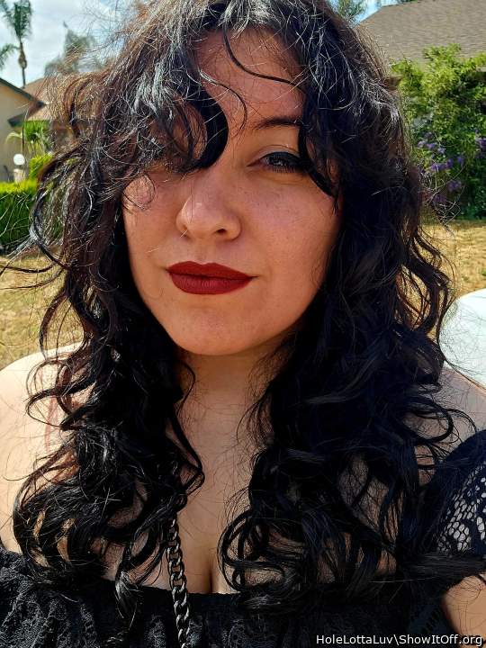 Can someone please tribute my wife and edit her into porn?? &#128591;