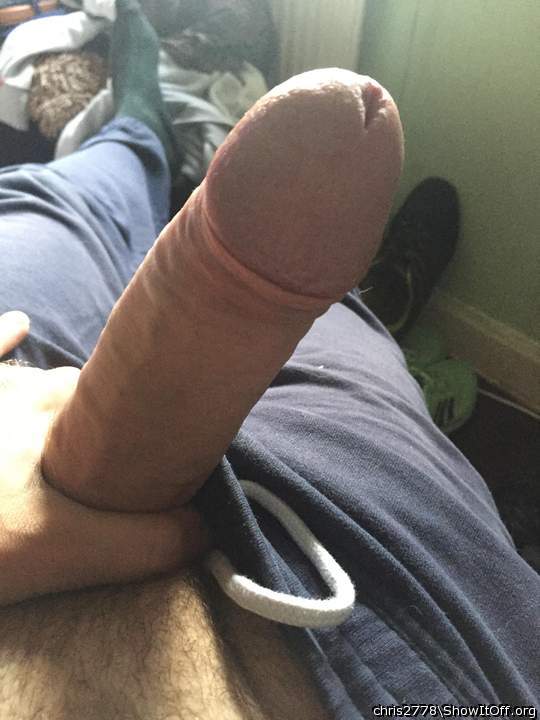 love to slip the tip of my tongue in your cock slit