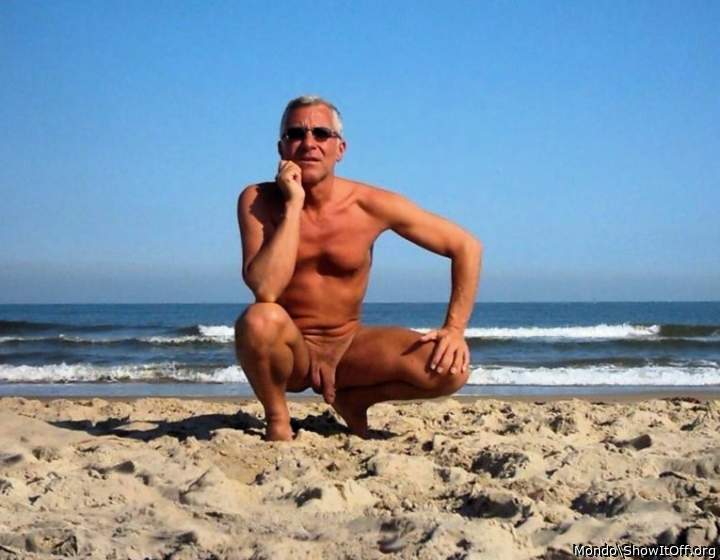 Mondo Nude 2003