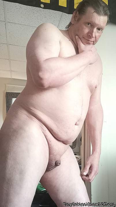 Lee Przybylowicz has an innie