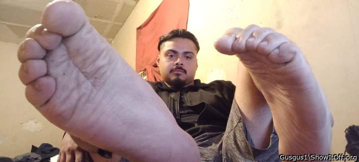 Hot feet relaxing