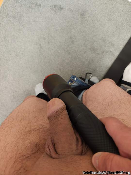 Photo of a hot-rod from MaleFemale25