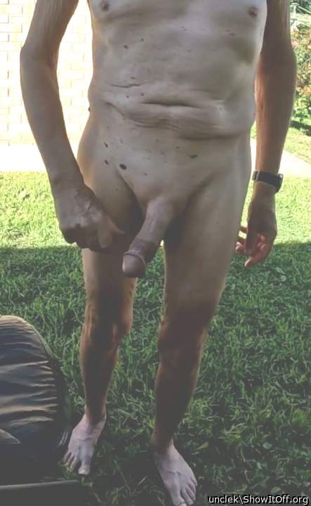 I wish I were your neighbor so I could see that nice cock al