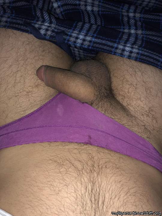 Havent really posted in a while. If anyone wants to get dirty message me ;)