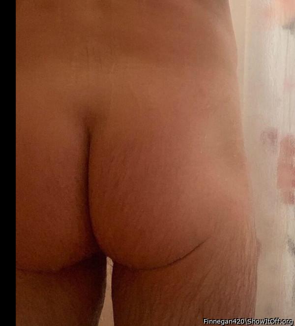 Another great view of your HOT ass  