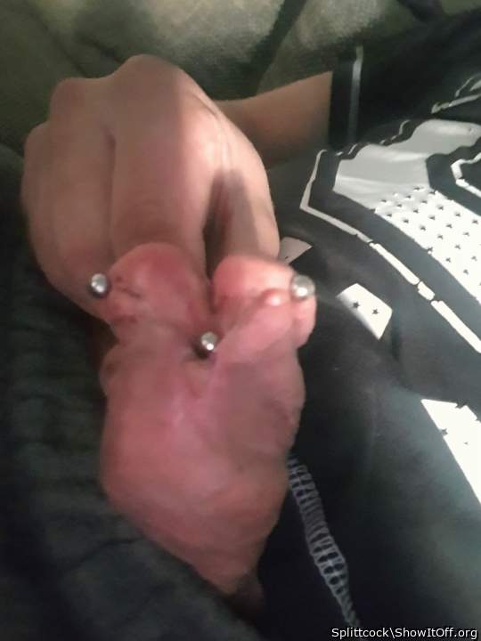 Photo of a phallus from Splittcock