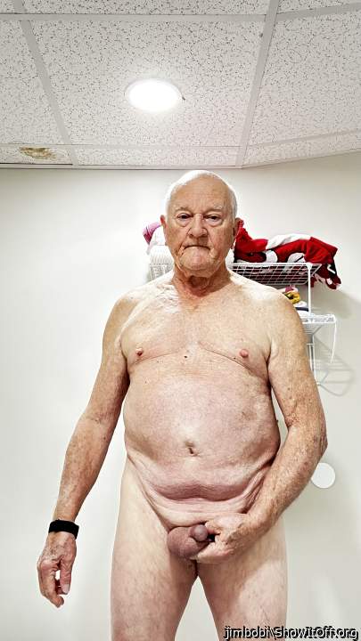 Photo of a bald-headed mouse from jimbobi