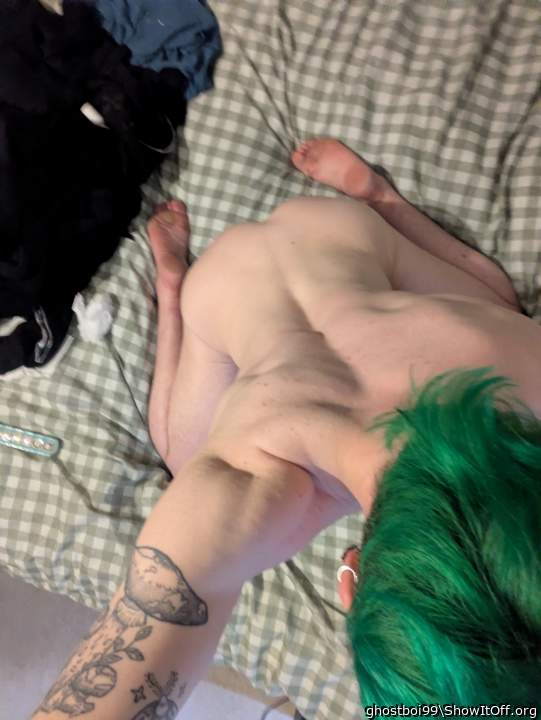 Adult image from ghostboi99