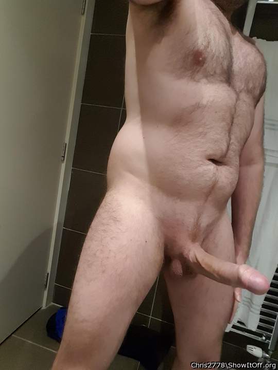 What an amazing pic. Beautiful body and cock 