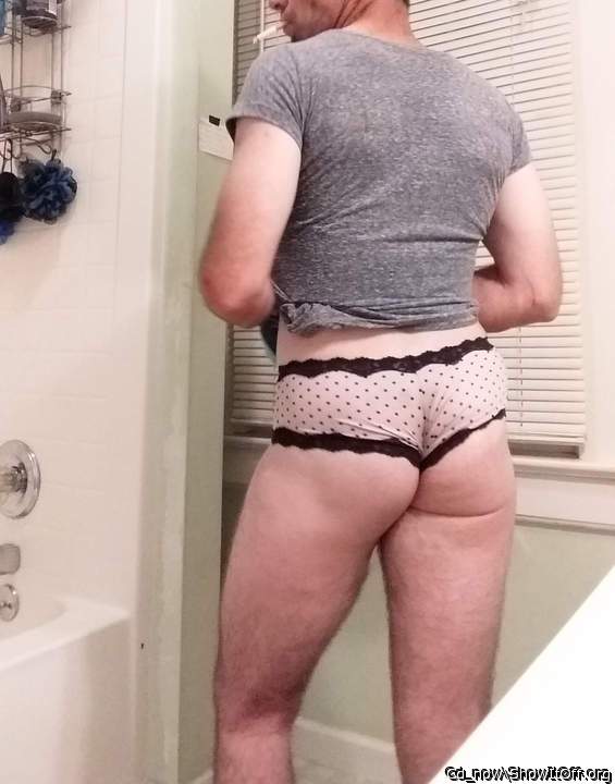 Photo of Man's Ass from Cd_now