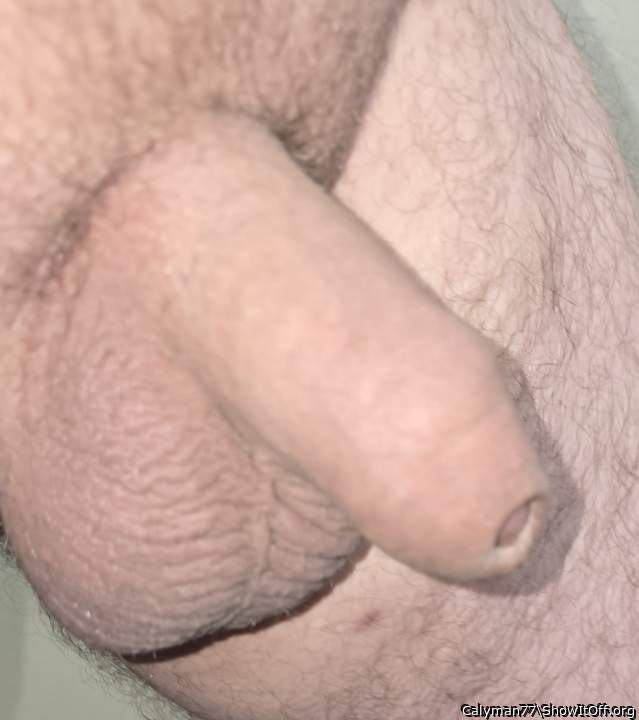 Cold soft cock making me look like a small uncut cock
