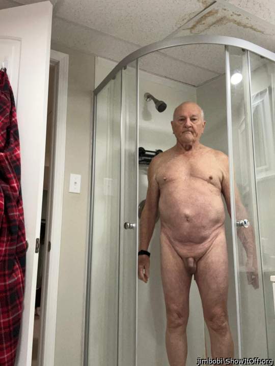 Photo of a bald-headed mouse from jimbobi