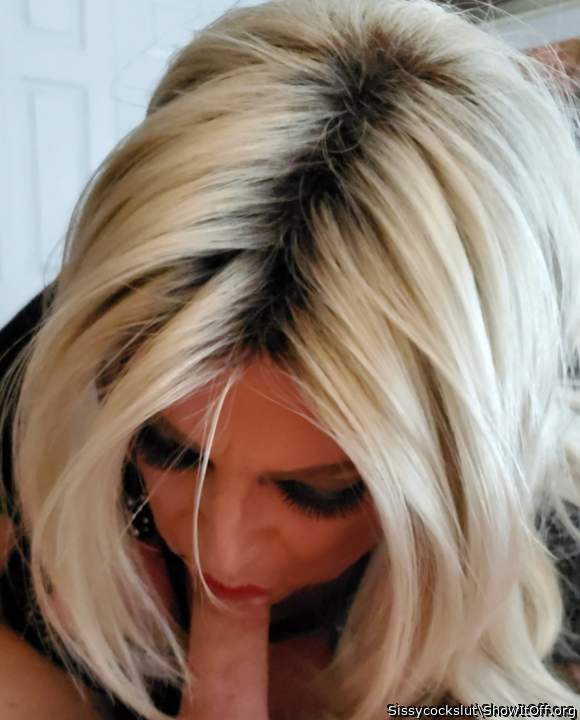 My cross dressing sucks jacks dick