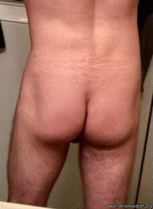 Hot nude ass cheeks and sexy crack     