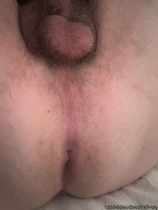 Id wish fot your bottom

Right here
Right now