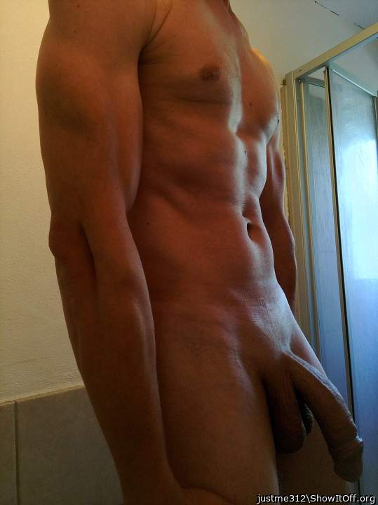 Photo of a boner from justme312