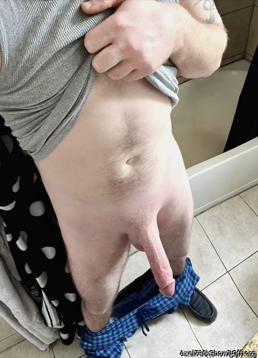 Photo of a private part from Axel736