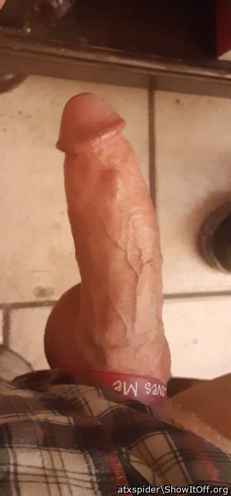 Not worthy but FUCK YEA I wanna suck it