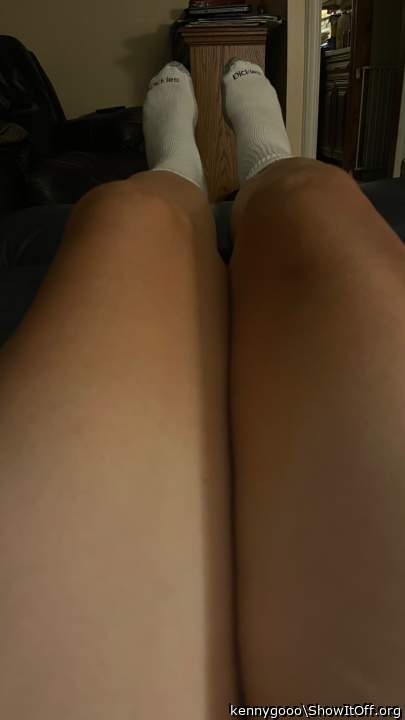 I love when people stroke my legs
