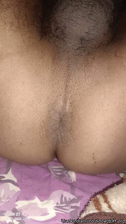 Any tongue or cock?? Or strapon??