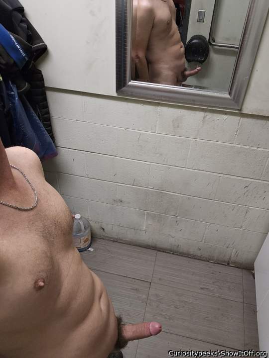 Photo of a dong from Curiositypeeks