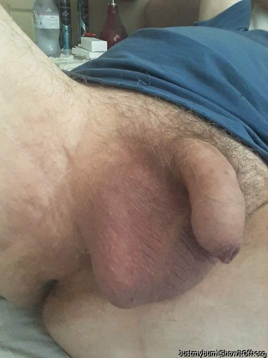 Not just a hot bum, star quality uncut dick and balls too   