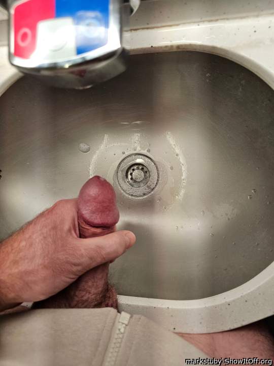 Photo of a hot dog from markstuby