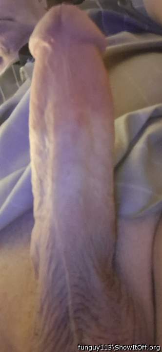 Love to suck your big hard dick.    