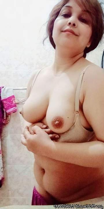 Indian wife boobs