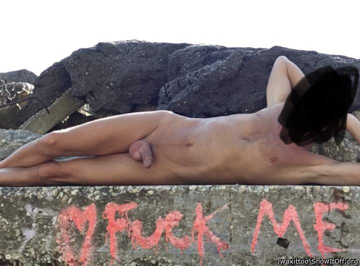 Random graffiti called out for a pic...