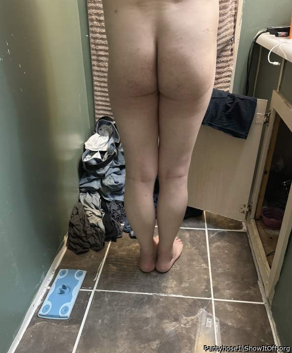 Photo of Man's Ass from Pantyhose1