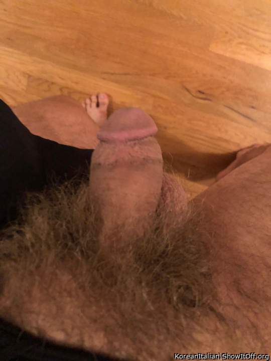 Photo of a bald-headed mouse from KoreanItalian