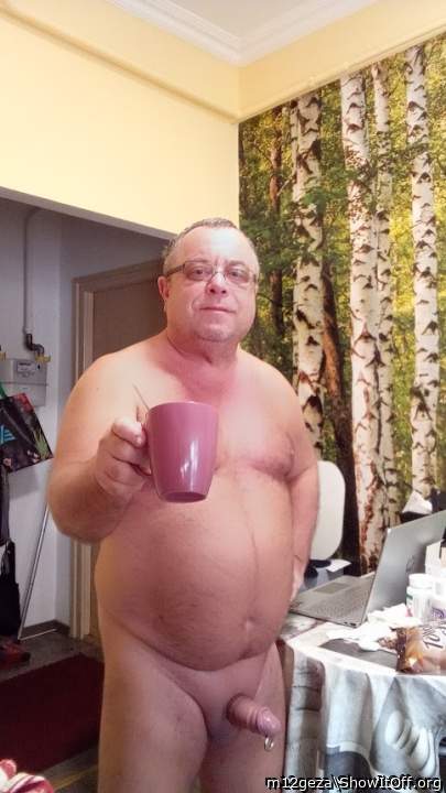 Nothing like having coffee with a nice hard cock... The best