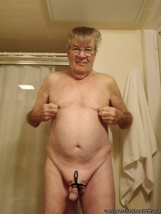 Photo of a bald-headed mouse from camlover123