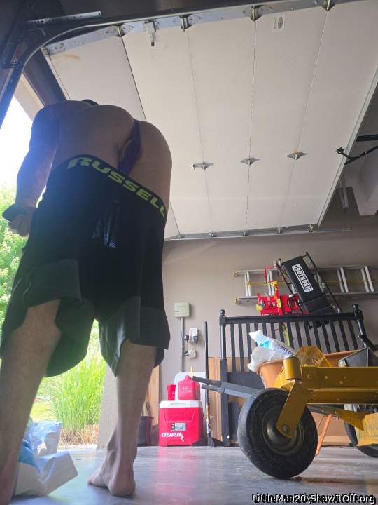 Hope the neighbors dont see