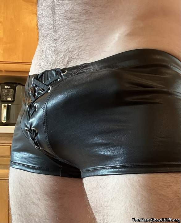 Nothing better than a hard cock buldge in some leather
