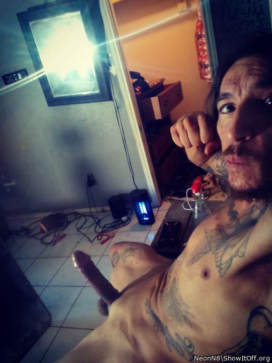 Photo of a penis from NeonN8