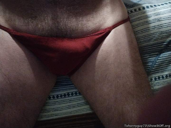 Yummy bulge and hot pubes