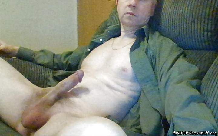 Love to feel your thick cock in my mouth, feed me your load 