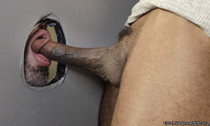 I love sucking anonymous cock!!!!